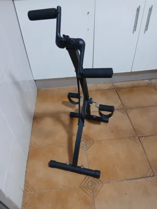 Bicicleta estática recuperación brazos y piernas