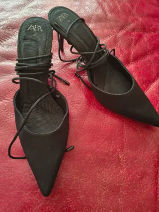 Zapatos tacón Zara negros talla 39