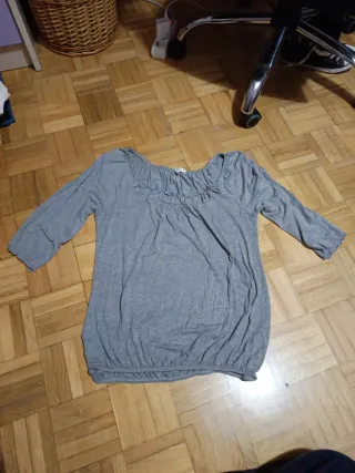 Camisa gris manga 3/4