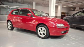 ALFA ROMEO 147 1.6 TWIN SPARK