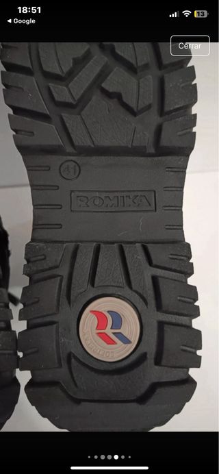 Botas impermeables negras nuevas sin estrenar