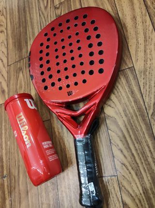 Pala Wilson Bela V2  nueva + 3 Pelotas 