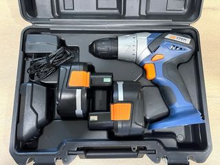 Taladro a Batería Dexter