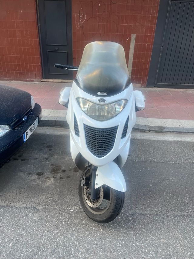 Kymco Grand Dink 125 Scooter