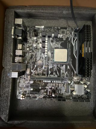 ASUS PRIME A320M-K scheda madre + CPU AMD