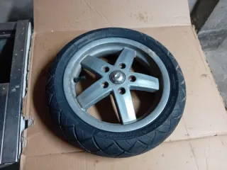 Rueda Delantera Vespa ET2, ET4, LX