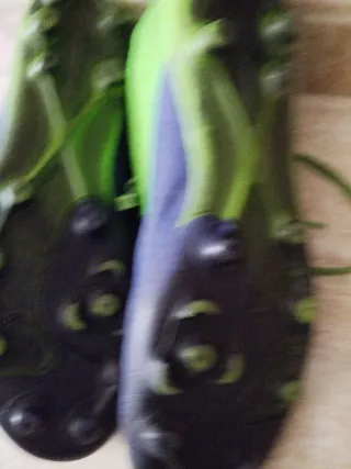 Zapatillas Fútbol Azul y Verde Talla X