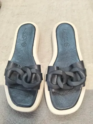 Sandalias Lince negras y blancas