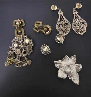 Pendientes vintage para restaurar