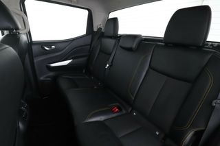 Nissan Navara 2.3 dCi N-Guard Double Cab 4x4