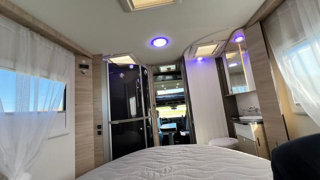 Chausson 648EB 170cv Face to Face + cama isla