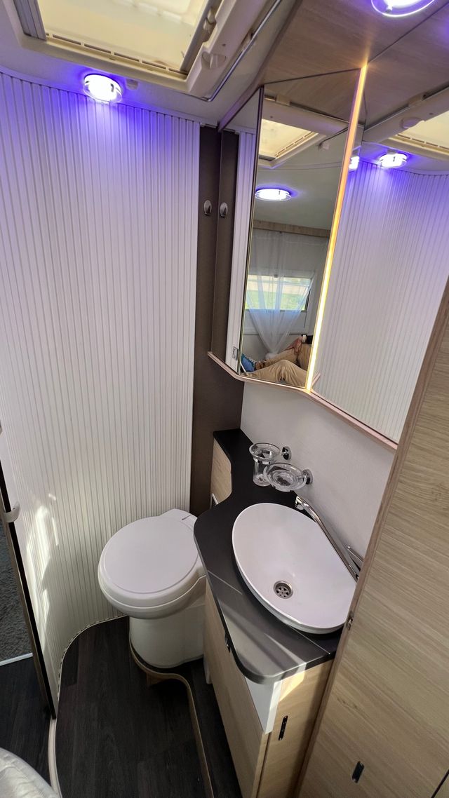 Chausson 648EB 170cv Face to Face + cama isla