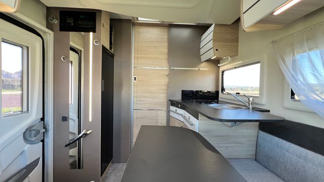 Chausson 648EB 170cv Face to Face + cama isla