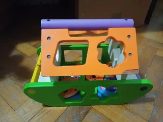 Gioco Arca di Noè forme colorate