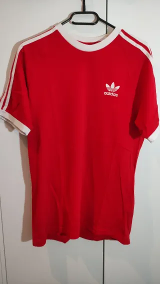 Camiseta Adidas Retro Roja