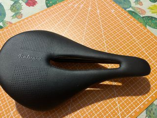 Sillín Balugoe Negro Nuevo