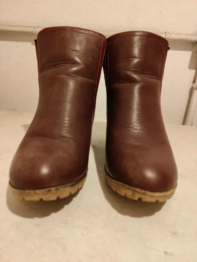 Botines cuña burdeos Talla 40