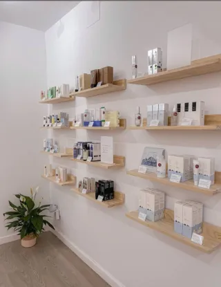 TRASPASO TIENDA COSMÉTICA COREANA