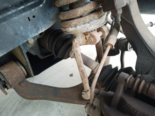 TRANSMISION DELANTERA DERECHA JEEP CHEROKEE (KJ)