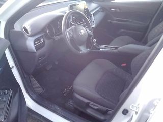 Toyota C-HR   1.8 125H Advance 