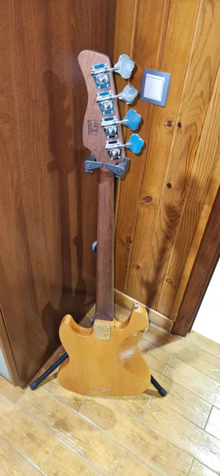 Bajo Marcus Miller Sire V5 + Funda