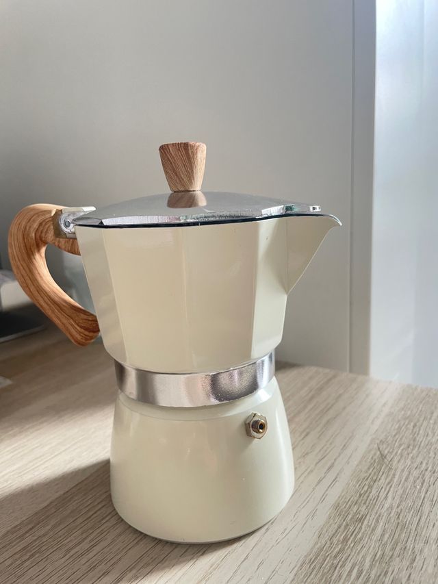 Cafetera italiana pequeña