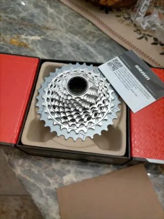 Cassette SRAM RED 10-33 NUEVO