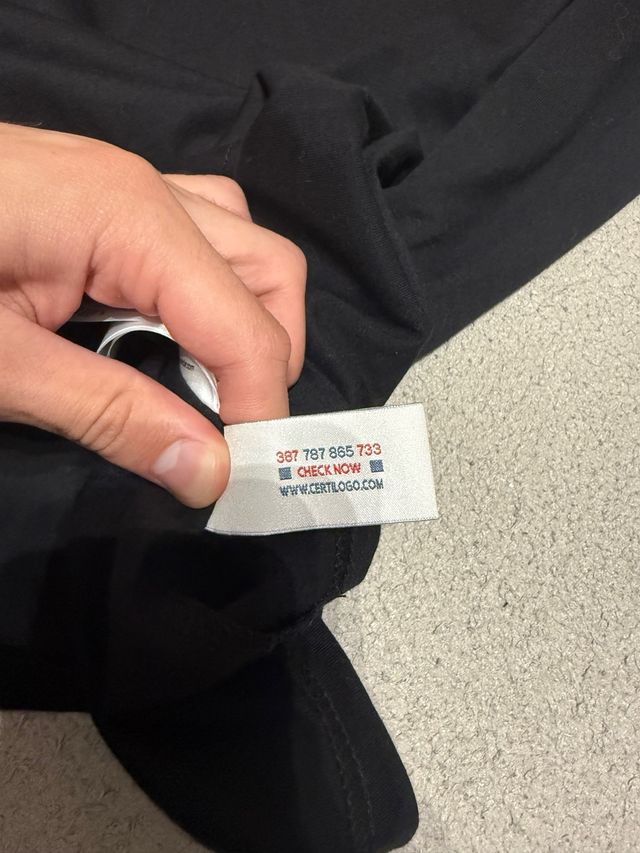 Camiseta Moncler Negra Logo