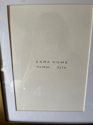 Marco de fotos Zara Home dorado y blanco