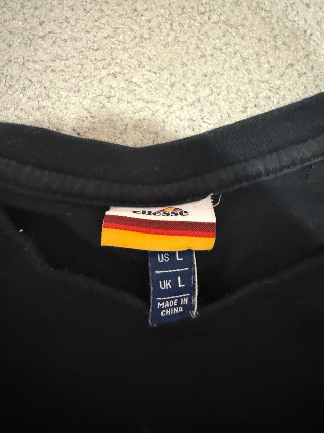 Camiseta Ellesse Negra