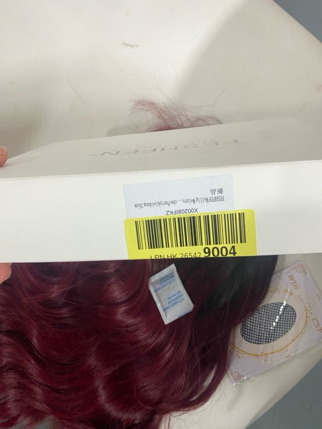 Peluca roja con flequillo