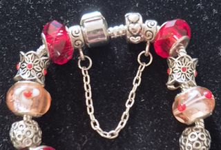 Pulsera con charms plateada 19 cm