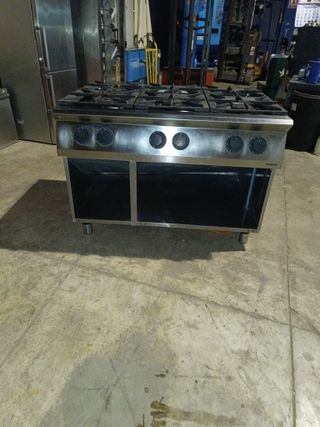 Cocina industrial 6 fuegos