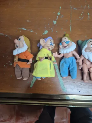 7 bambole Disney Seven Dwarfs originali