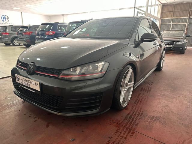 Volkswagen Golf 2.0 TSI 310cv 2014