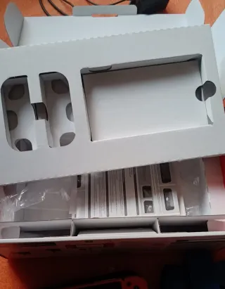Nintendo Switch Rosso con accessori