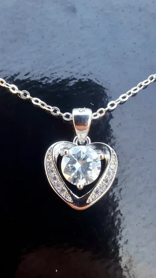 Collar Corazón Moissanita GRA Plata