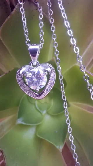 Collar Corazón Moissanita GRA Plata