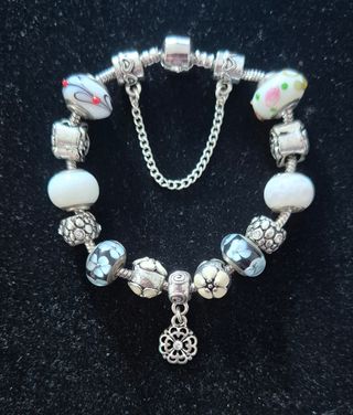 Pulsera Charms Plateada 20cm