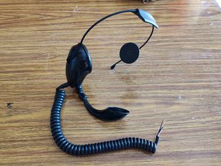 Auricular antiguo telefonista