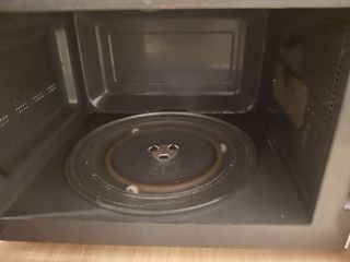 Horno Microondas Taurus Plateado