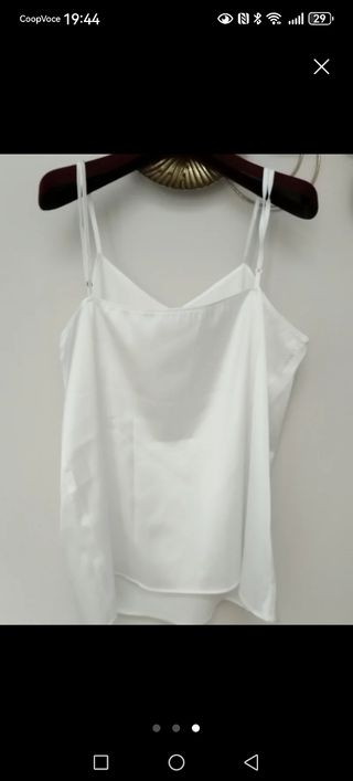 Top bianco spalline sottili