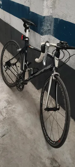 Bicicleta de carretera Lapierre