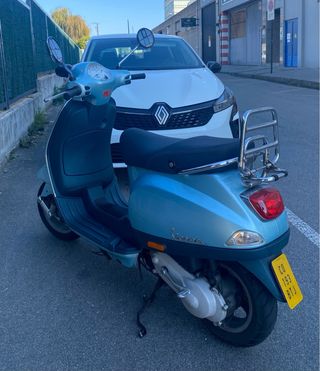 Vespa LX 50 Azul Claro