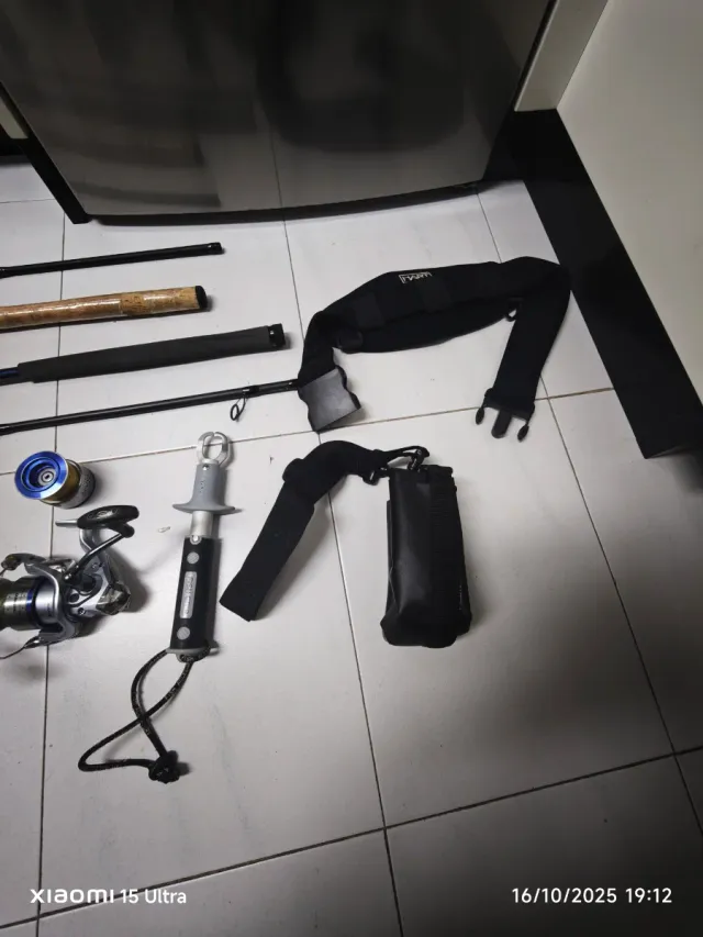 Equipo Pesca Spinning Cañas Carretes Señuelos