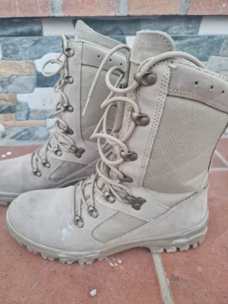 Botas Iturri caña alta beige