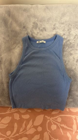 Top básico Zara azul