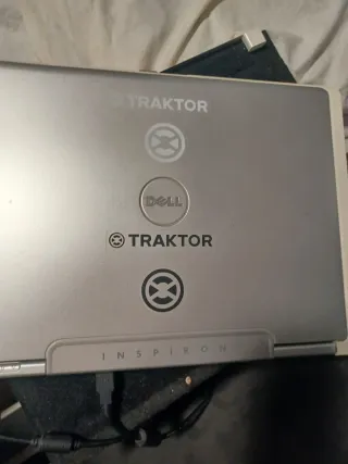 Equipo DJ Pionner + Traktor
Solo trato en persona