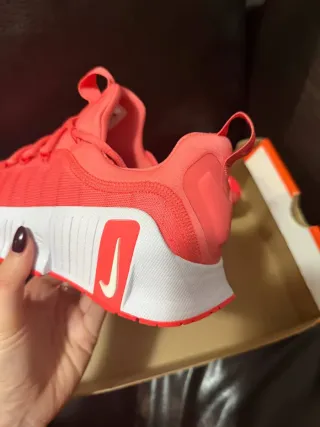 Nike Free Metcon 6 Scarpe da Ginnastica Rosse