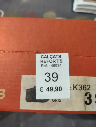 Botas mujer Kangaroos gris talla 39

